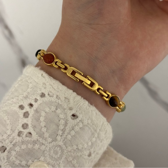 Retro Gold and White Dial Multicolour Stones Vintage Quartz Watch + In Gift Box - Picture 5 of 8